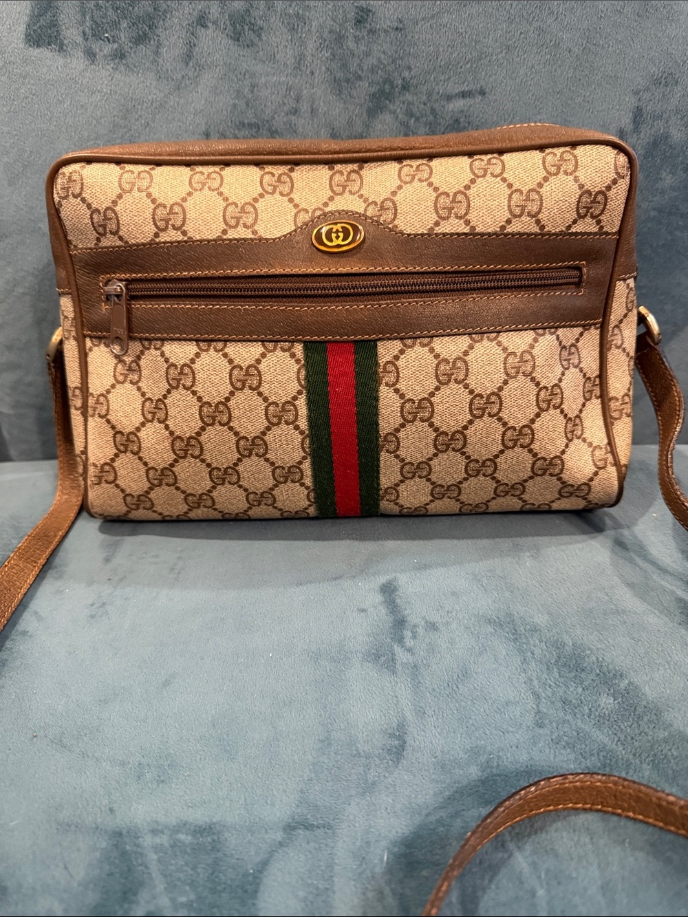 Authentic Gucci Brown & Beige GG Canvas Shoulder Bag with Sherry Line
